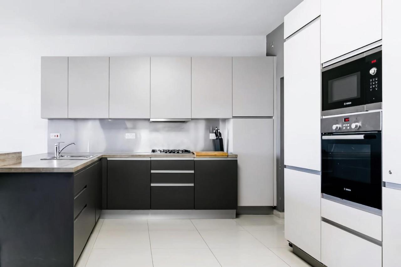 Award Winning Apartment St Julians Saint Julian's ภายนอก รูปภาพ